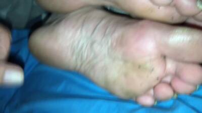 Amateur Milf dirty Feet Cumshot on femdomerotic.com