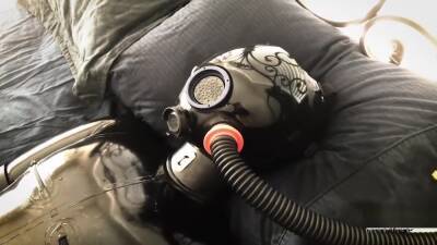 Latex Gasmask Breathplay on femdomerotic.com