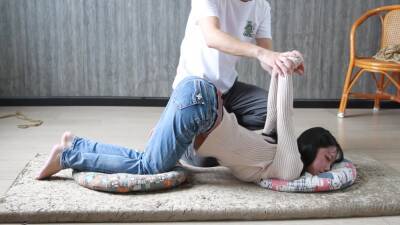 Chinese Bondage - Jeans And Barefeet - China on femdomerotic.com