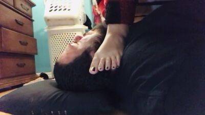 Face Slapping Slave Boy on femdomerotic.com